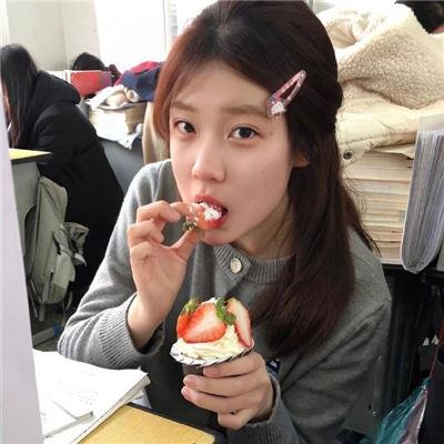 4个人各自有着自己的秘密